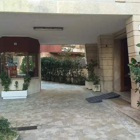 Arches Inn-3
